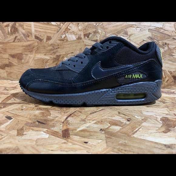 Nike Air Max 90 - Picture 2 of 3